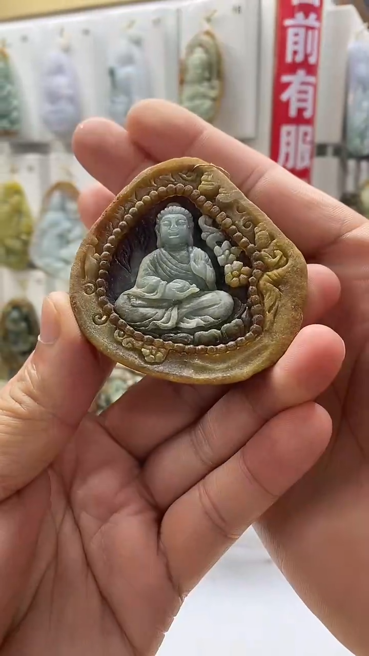 未镶嵌定制翡翠只***烟翡翠A货2025/12/09