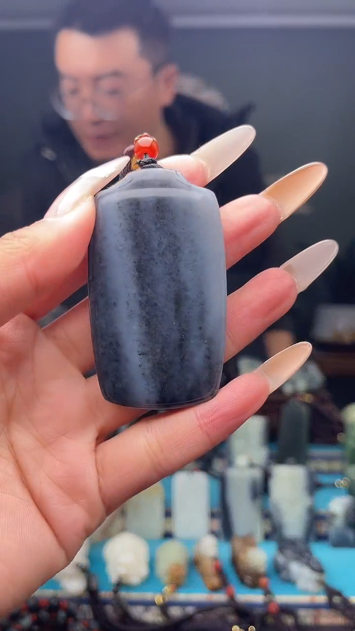 未镶嵌和田玉挂件1