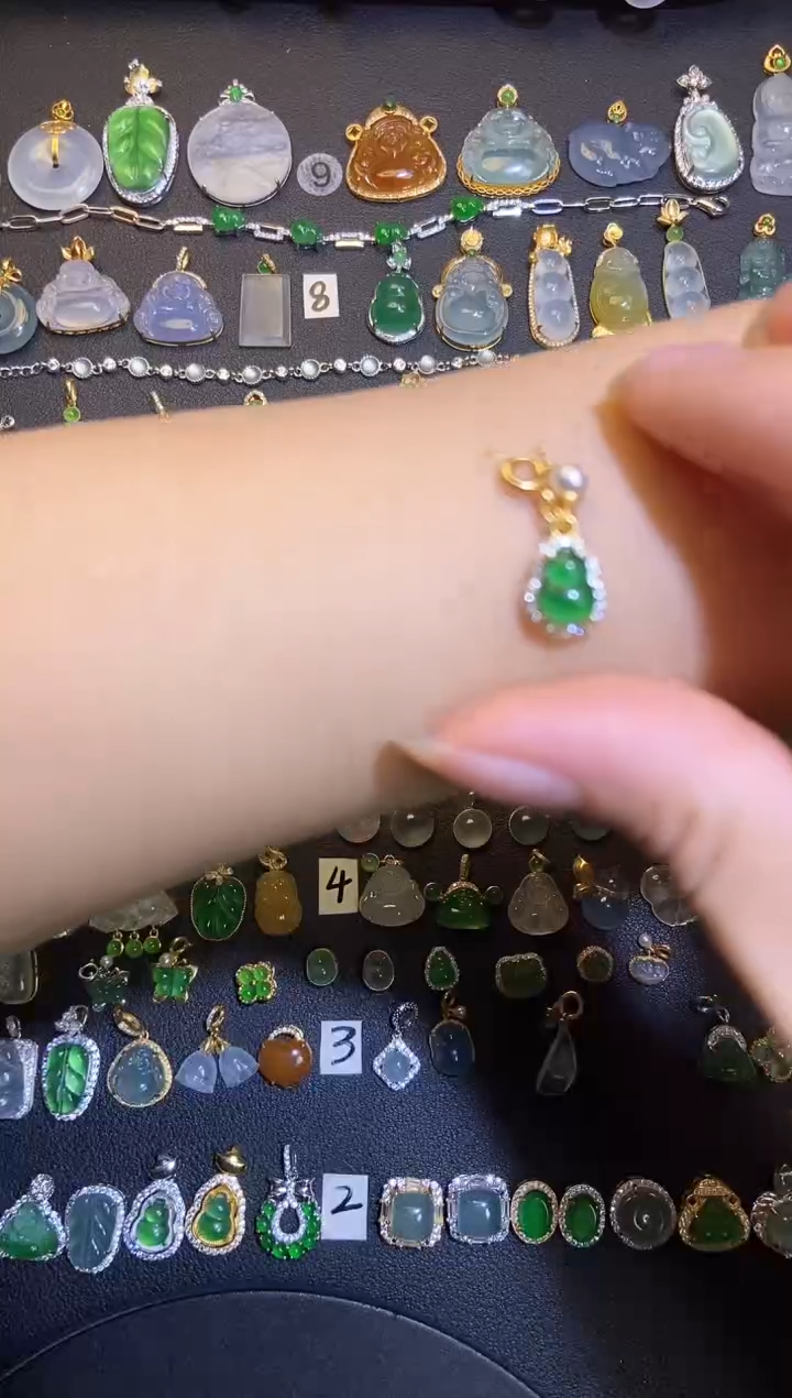 翡翠银S925镶嵌颈饰天然A货翡翠