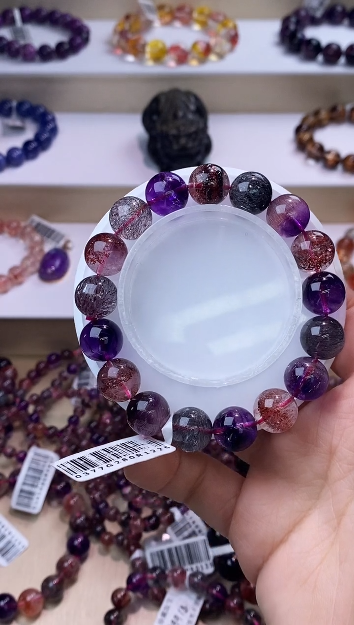 【闪购商品】水晶手链未镶嵌黑加仑超七11m+