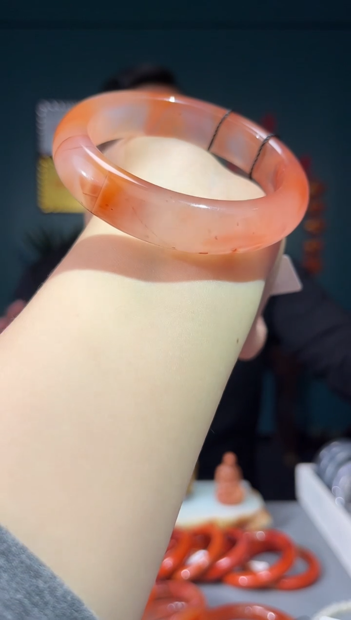 【闪购商品】南红玛瑙颈饰未镶嵌57.5