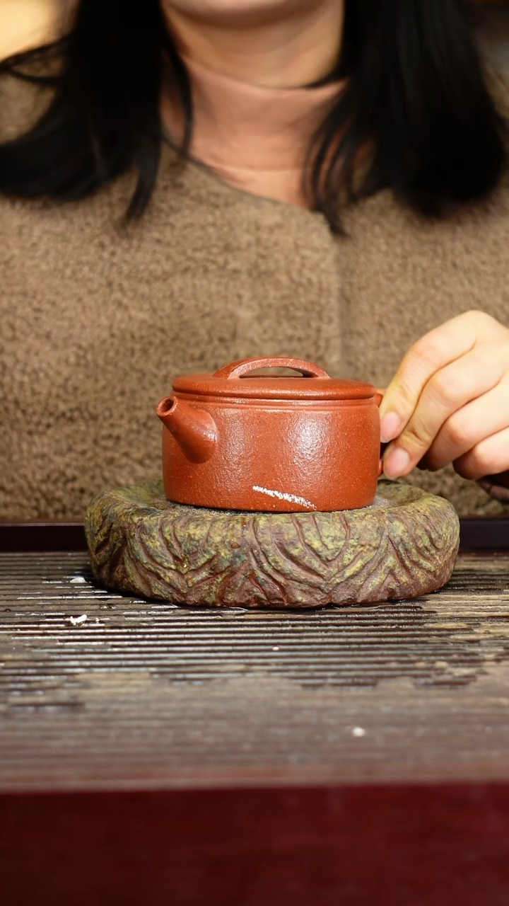 宜兴原矿紫砂壶茶壶宜兴原矿紫砂壶茶壶150C