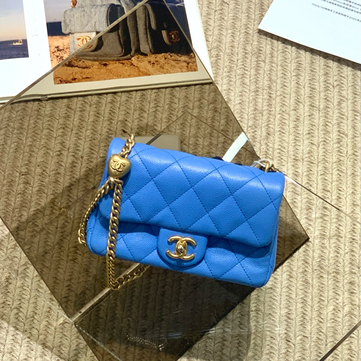 99新 Chanel/香奈儿 24P蓝色金扣荔枝纹牛皮爱心调节扣大mini