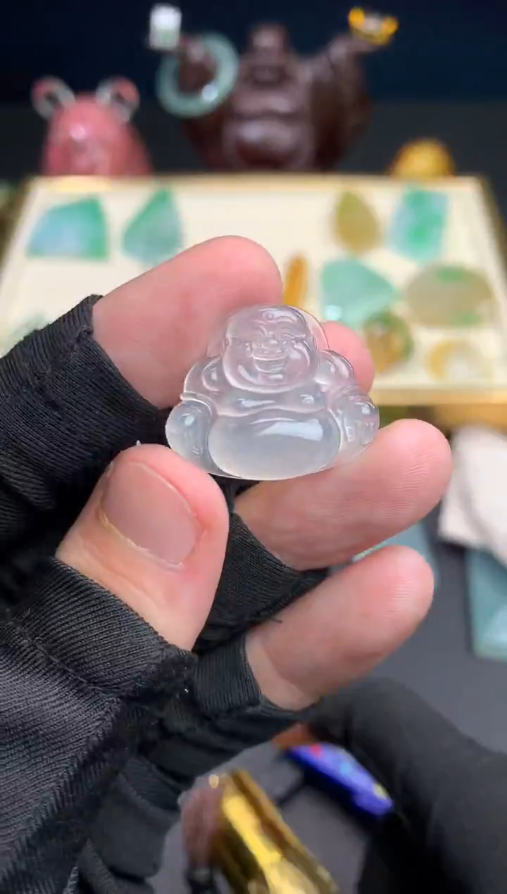 未镶嵌定制翡翠草**飞天然翡翠佛公