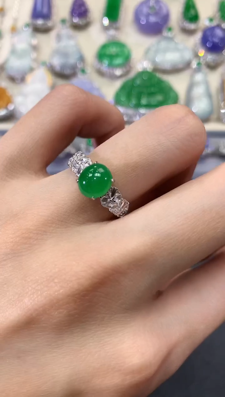 【闪购商品】翡翠戒指18K金镶嵌w31     