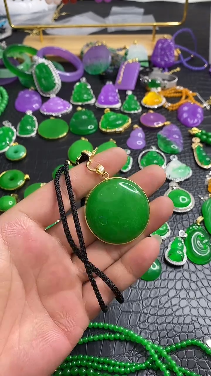 颈饰14K金镶嵌翡翠S027