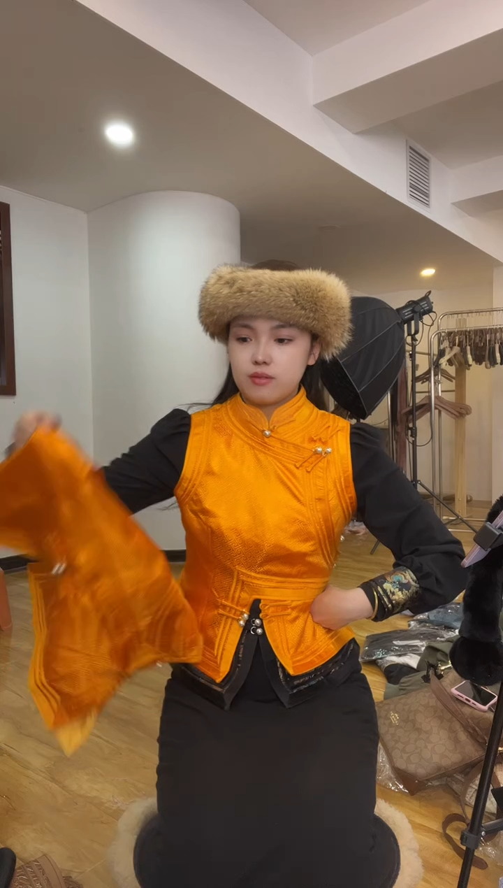 3XL码    135-145斤  马甲