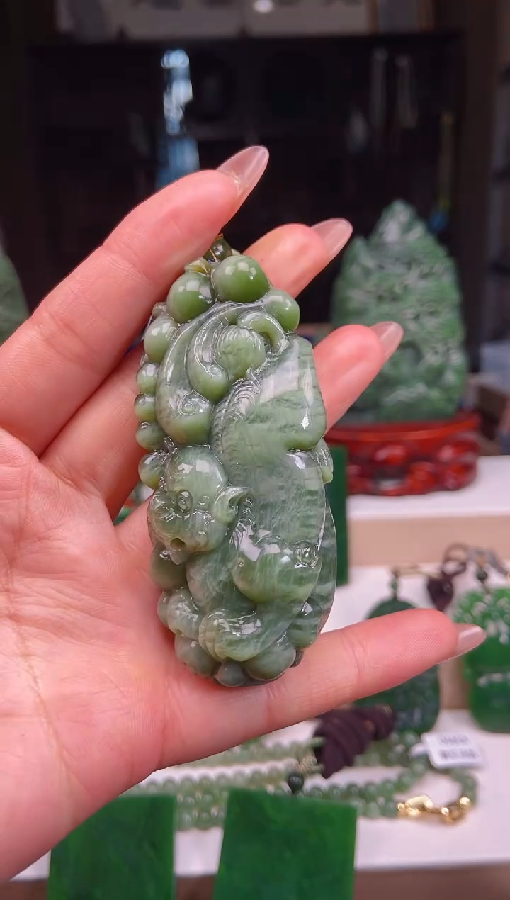 【闪购商品】和田玉挂件未镶嵌1