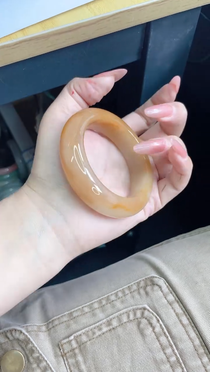 【闪购商品】石英质玉手镯未镶嵌238/54.4