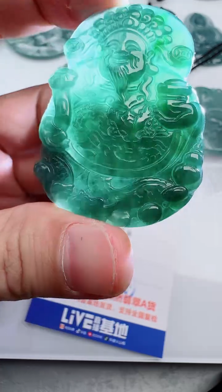 【闪购商品】翡翠颈饰未镶嵌11111111111