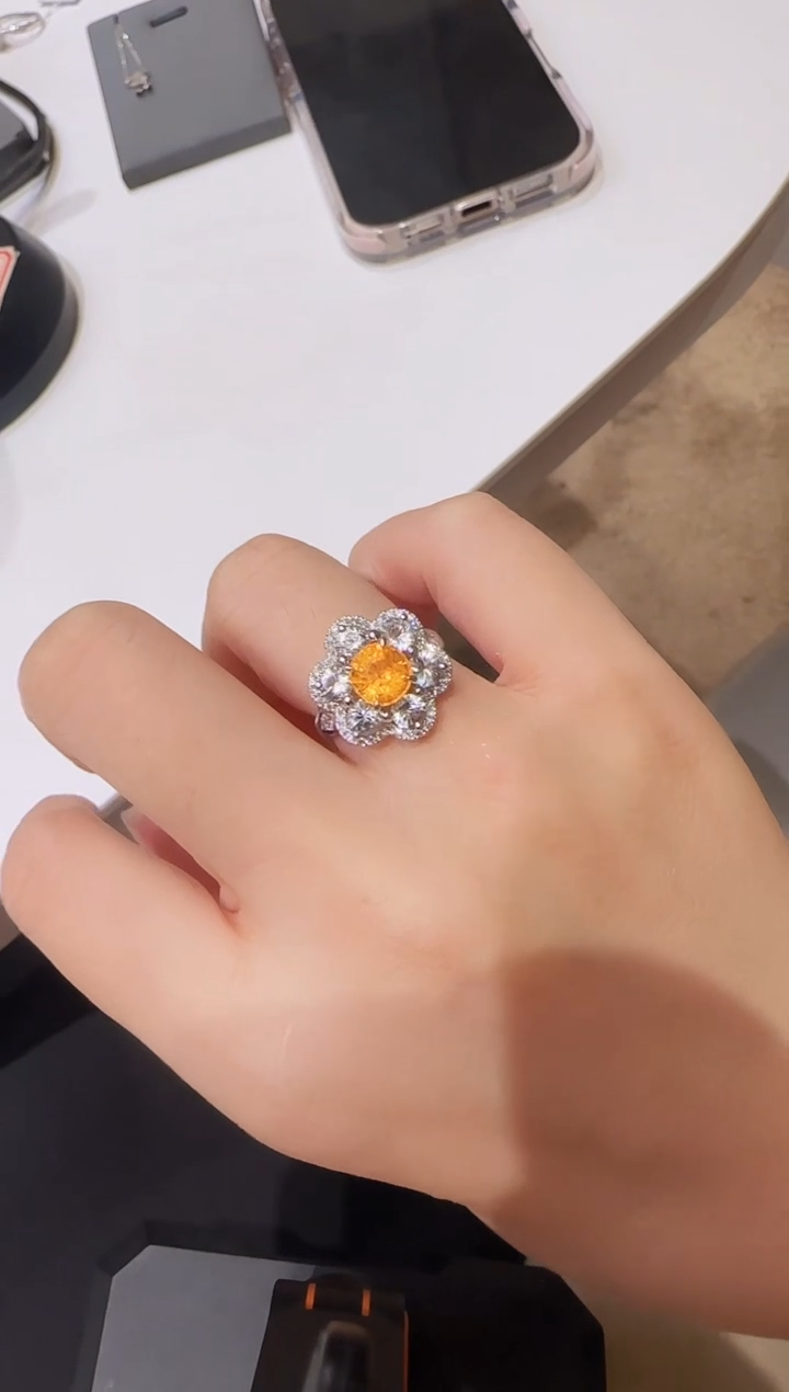 石榴石（芬达石）戒指铂Pt950镶嵌精选H-2克拉太阳花戒指