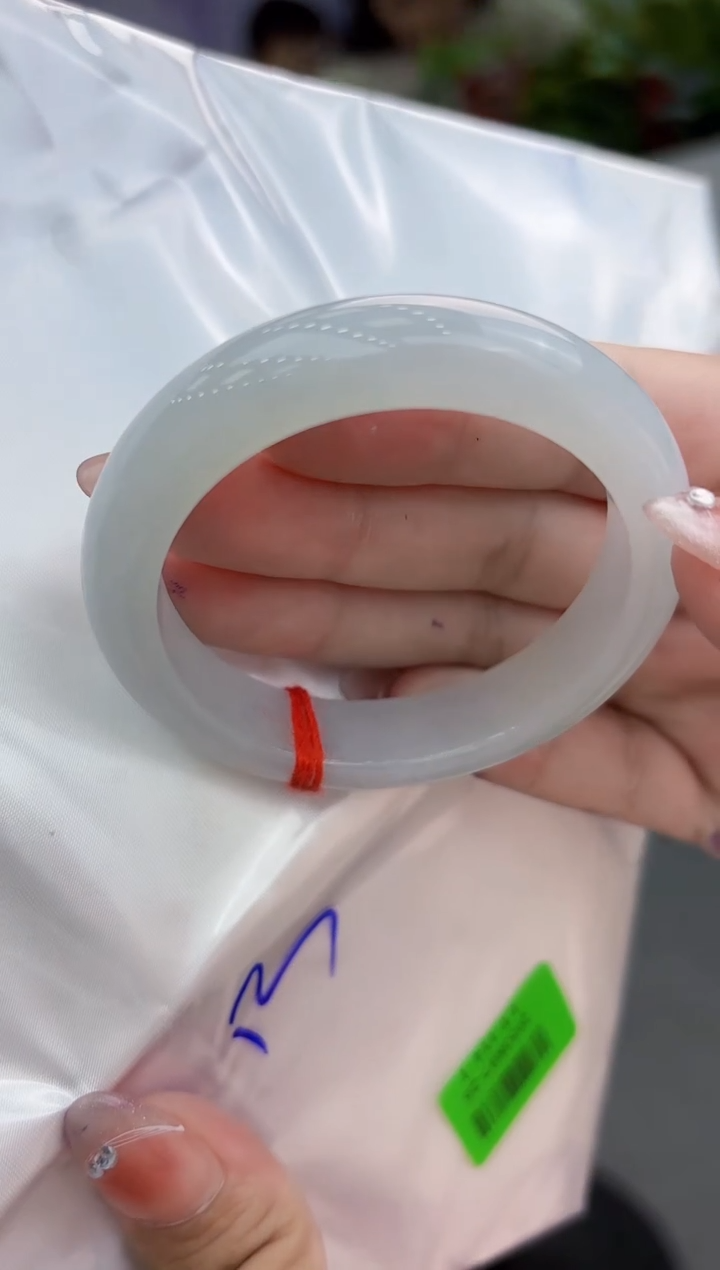 【闪购商品】翡翠手镯未镶嵌翡翠手镯