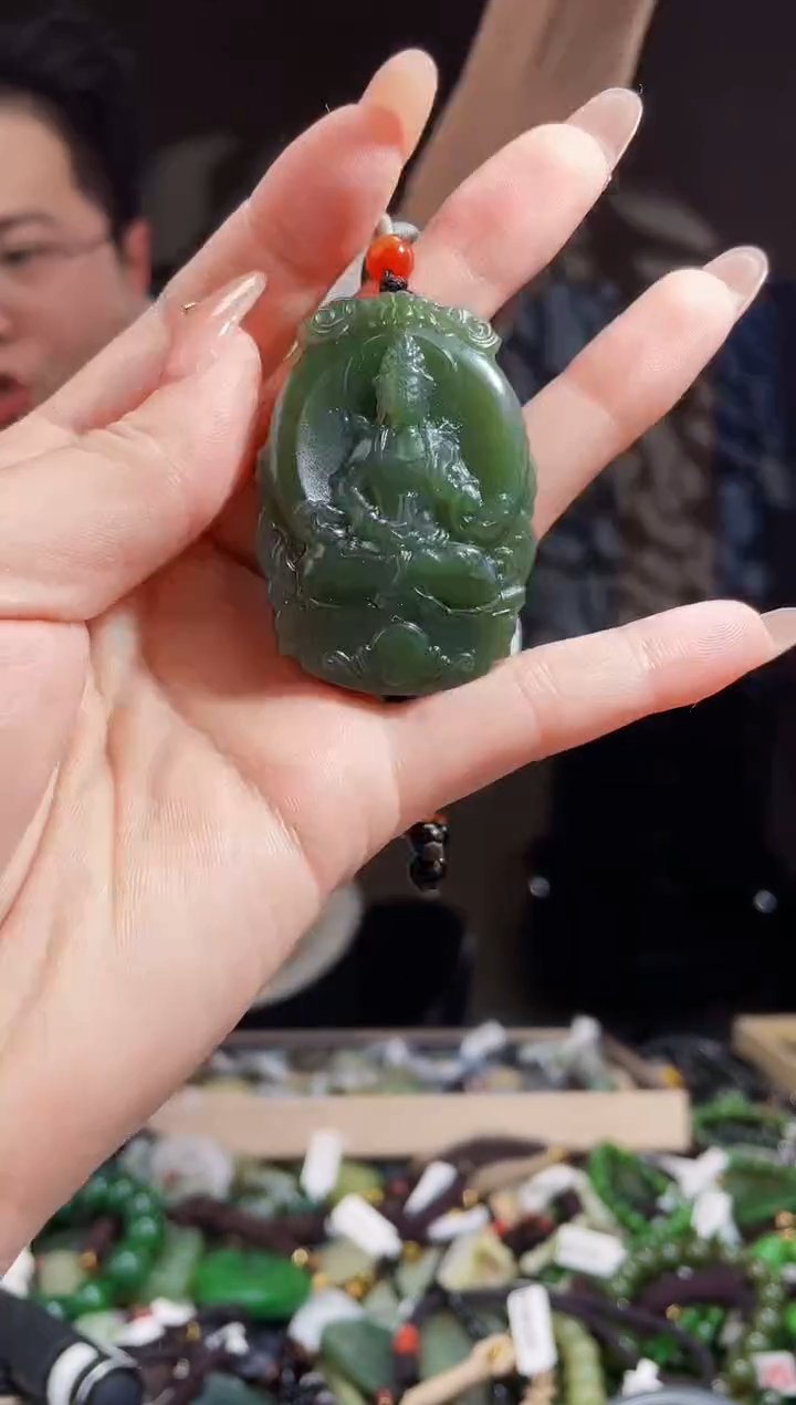 【闪购商品】和田玉颈饰未镶嵌拍一发一