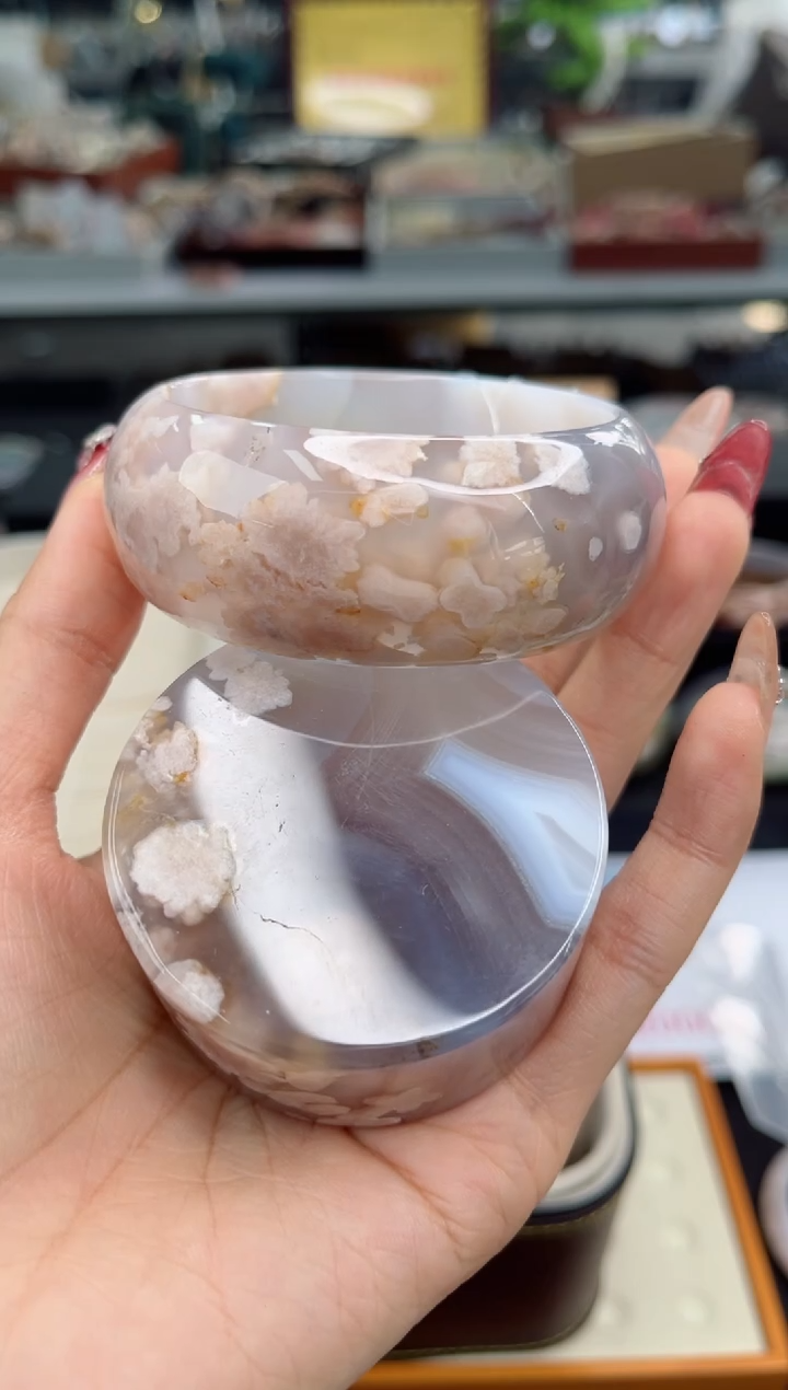 【闪购商品】石英质玉手镯未镶嵌58圈口（赠品镯心）6503131