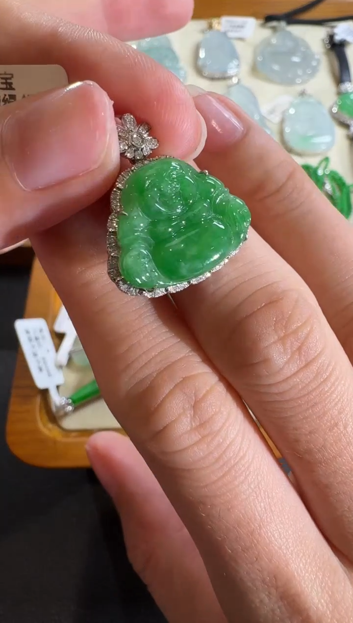 【闪购商品】翡翠吊坠(不含链)18K金镶嵌【源头工厂】钻石镶嵌