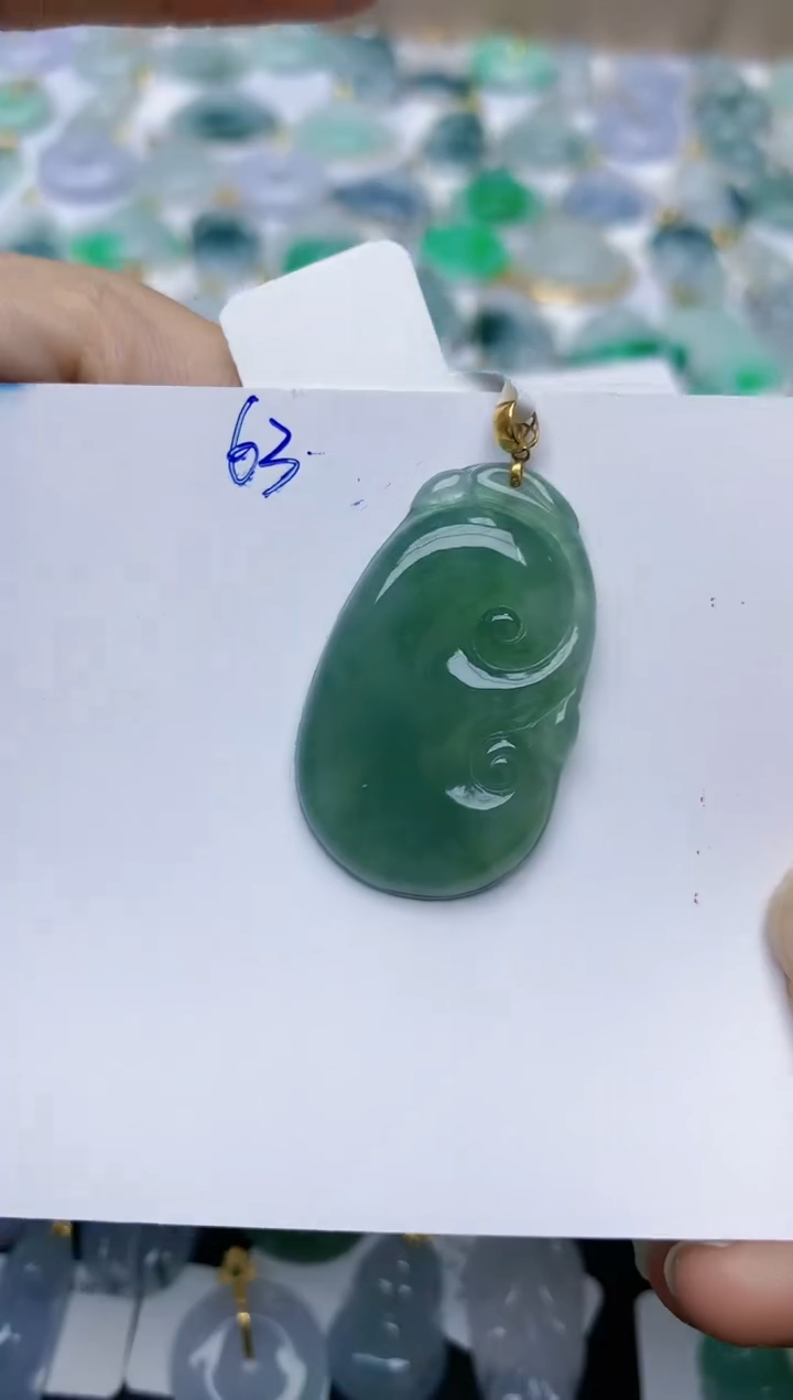 【闪购商品】翡翠颈饰18K金镶嵌天然翡翠A货63   