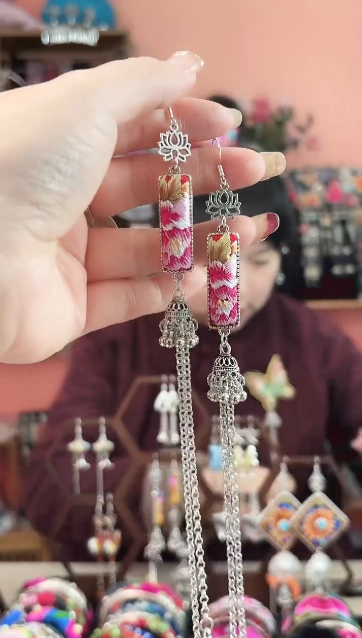 艺枝独绣手工饰品97