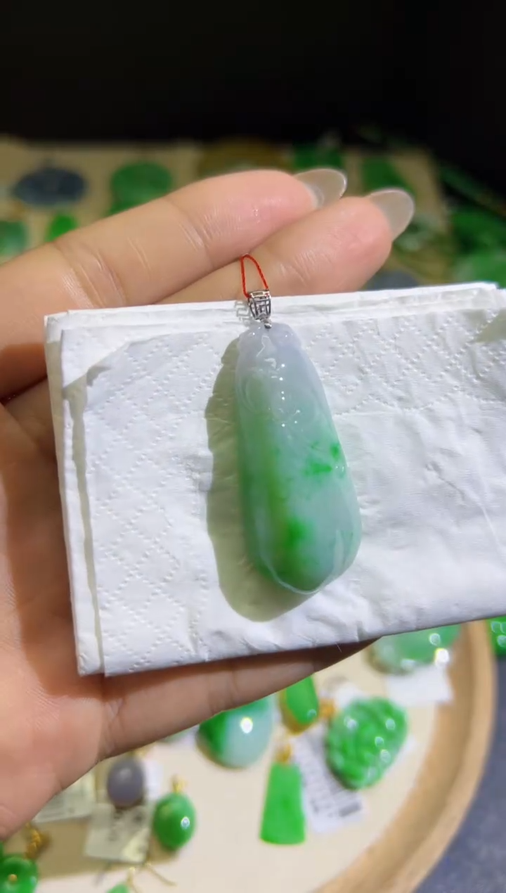【闪购商品】翡翠颈饰18K金镶嵌Q缅料A货翡翠/支持复检/一件