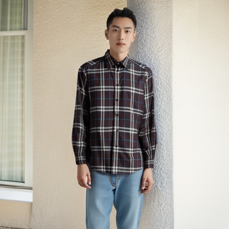 99新 BURBERRY/博柏利 9030519格纹府绸翻领男士长袖衬衫紫色 L码
