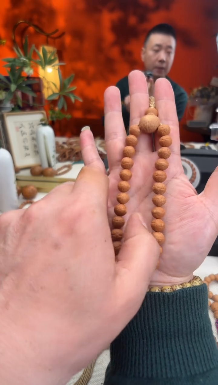 【闪购商品】凤眼菩提把件11毫米手持27颗