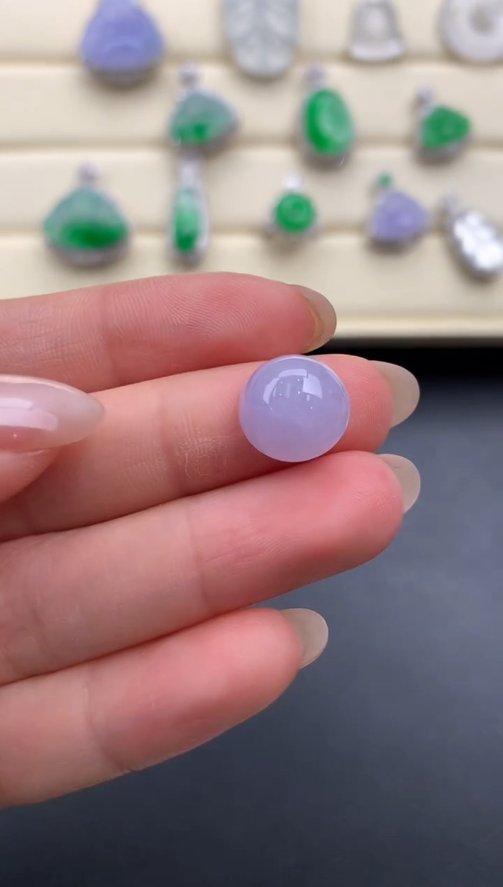 【闪购商品】翡翠颈饰18K金镶嵌Q581     