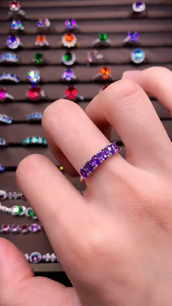 彩色蓝宝石戒指银S925镶嵌·····