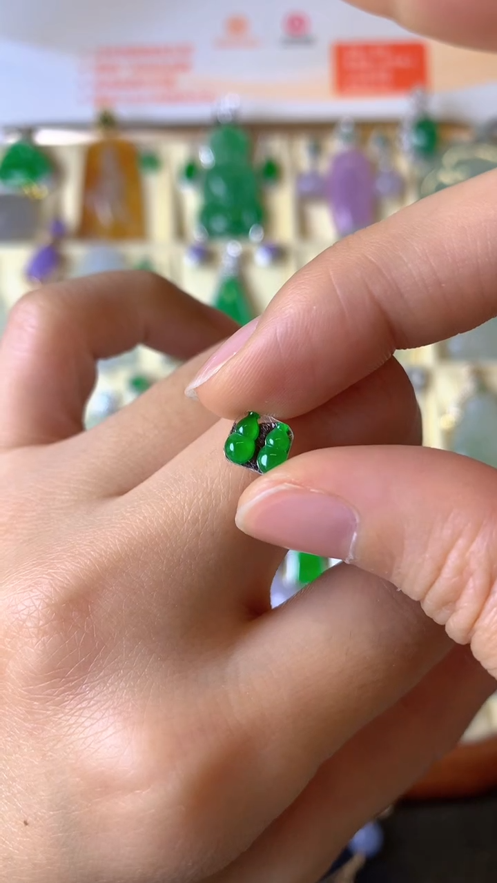 【闪购商品】定制翡翠未镶嵌1裸玉（客户意向镶嵌）