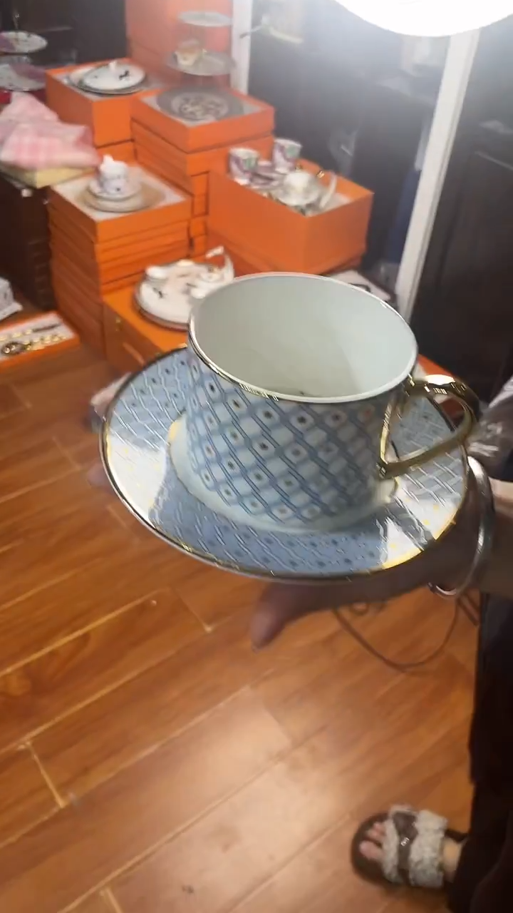 杯鸿辉家品牌瓷器，京东包邮！