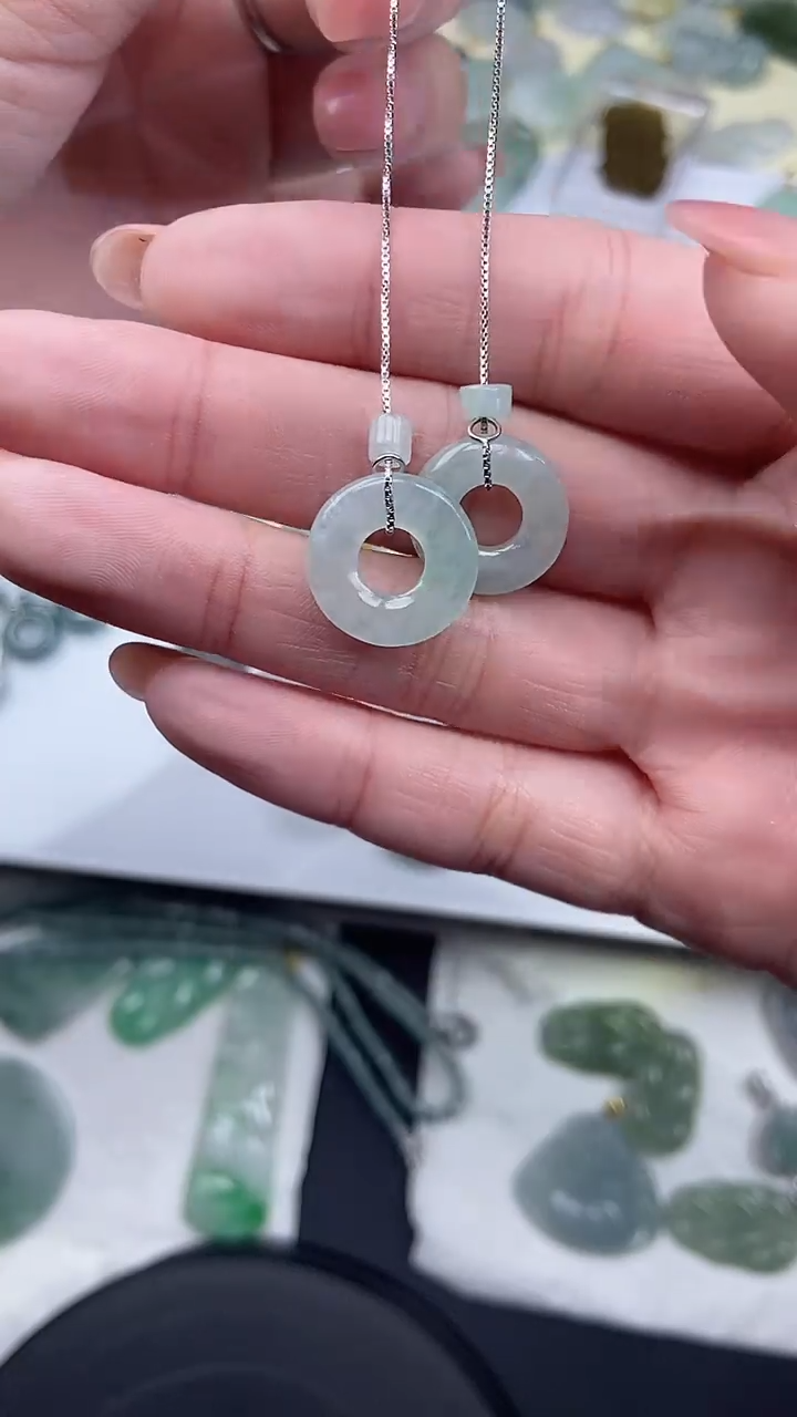 【闪购商品】翡翠吊坠(不含链)未镶嵌天然翡翠A货-耳饰