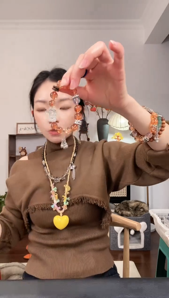 【闪购商品】琥珀颈饰未镶嵌Q84QQQQQ