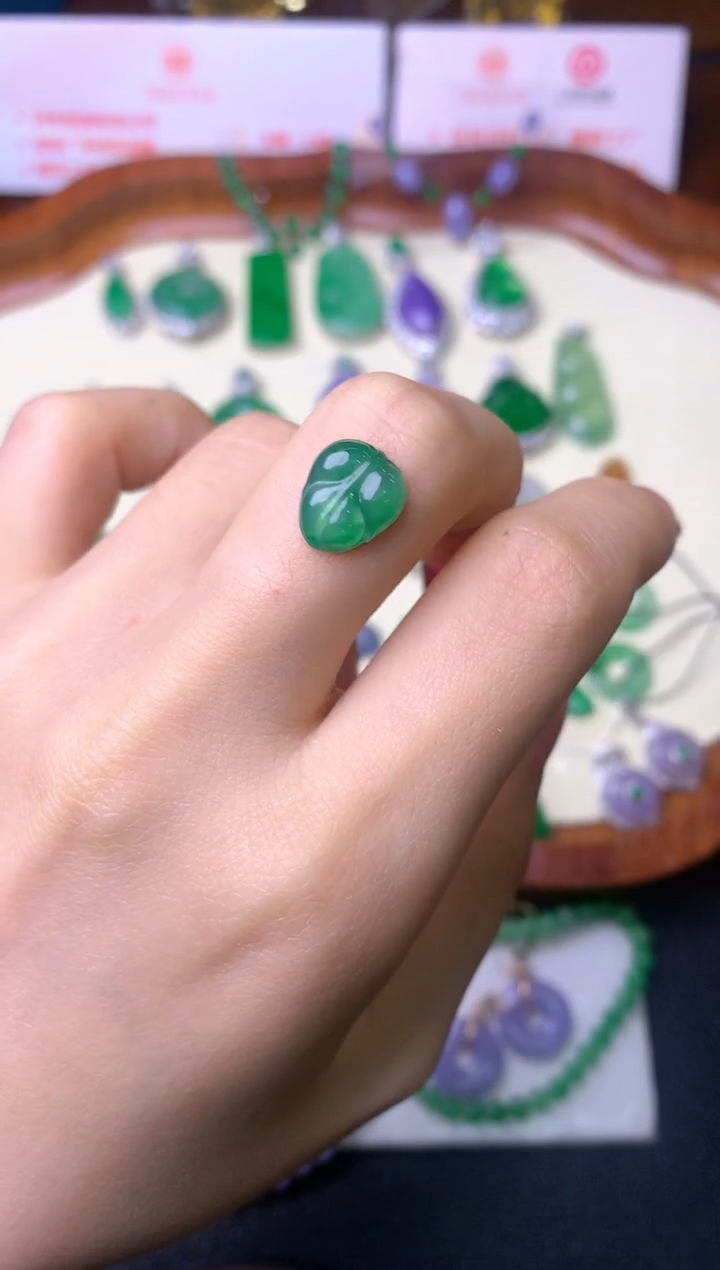 【闪购商品】定制翡翠未镶嵌裸石（镶嵌定制）