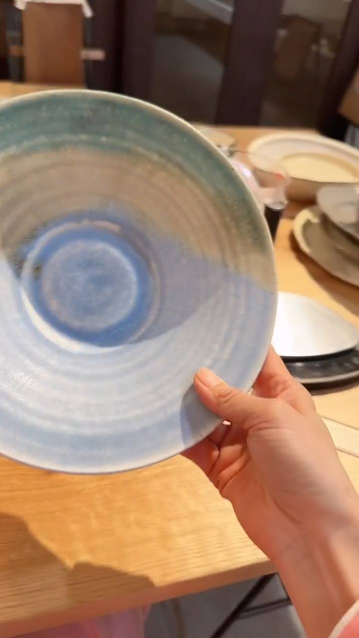 【闪购商品】盘【预售】工藤工8寸*1个(颜色纹路随机)