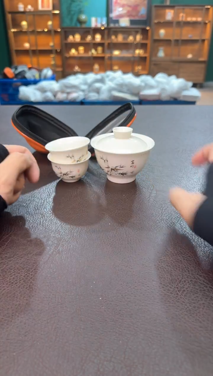 【闪购商品】摆件瓷SC1111111111111