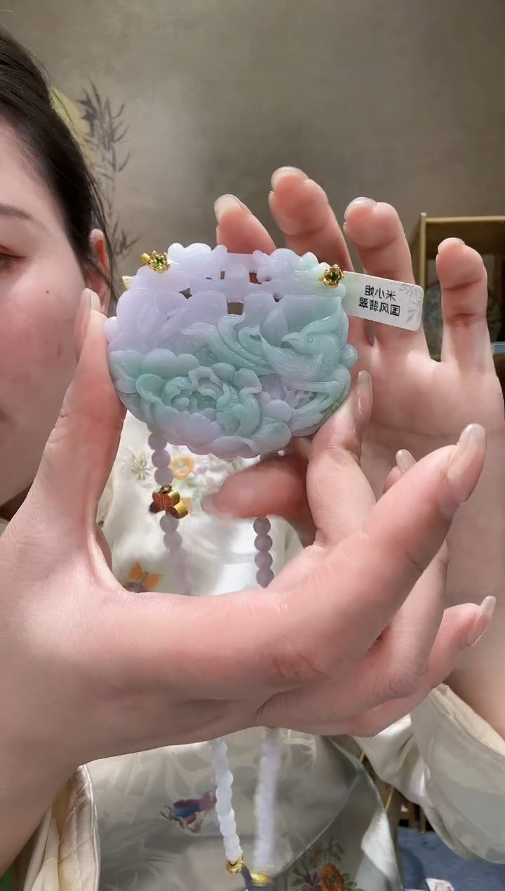 【闪购商品】翡翠颈饰未镶嵌吊坠