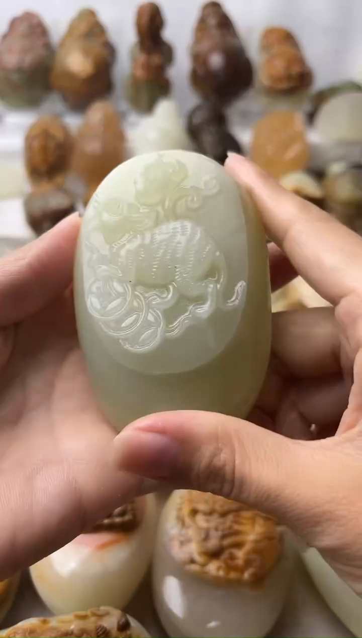 石材方解石手把摆件不退换鼠