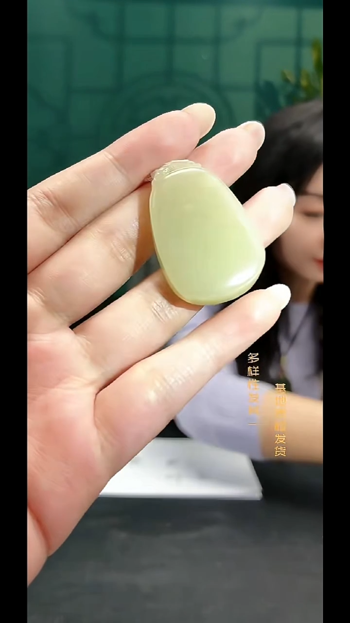 颈饰未镶嵌和田玉纯天然和田玉多样性发一