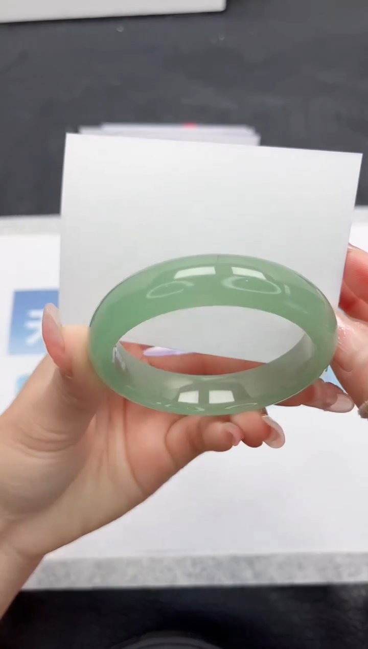 【闪购商品】石英质玉手镯未镶嵌K130-54.4