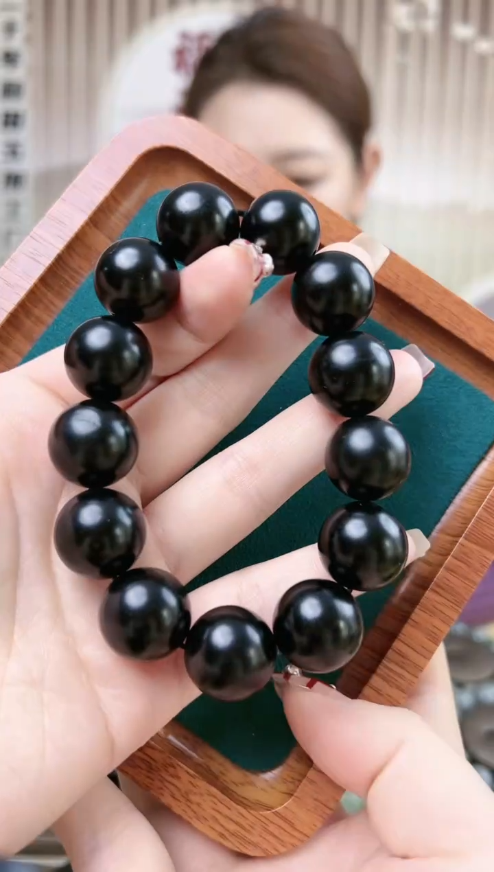 【闪购商品】和田玉手链未镶嵌和田玉墨玉手串18