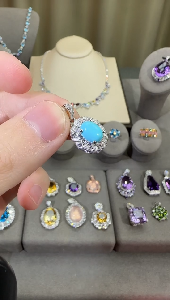 银S925镶嵌绿松石珠宝奇石9*7mm吊坠是简约款