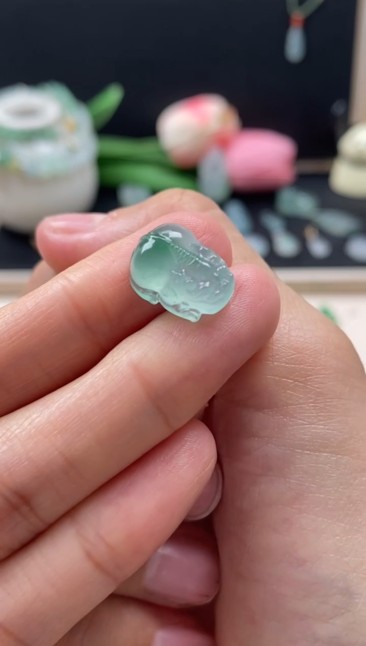 【闪购商品】翡翠颈饰未镶嵌翡翠飘花貔貅