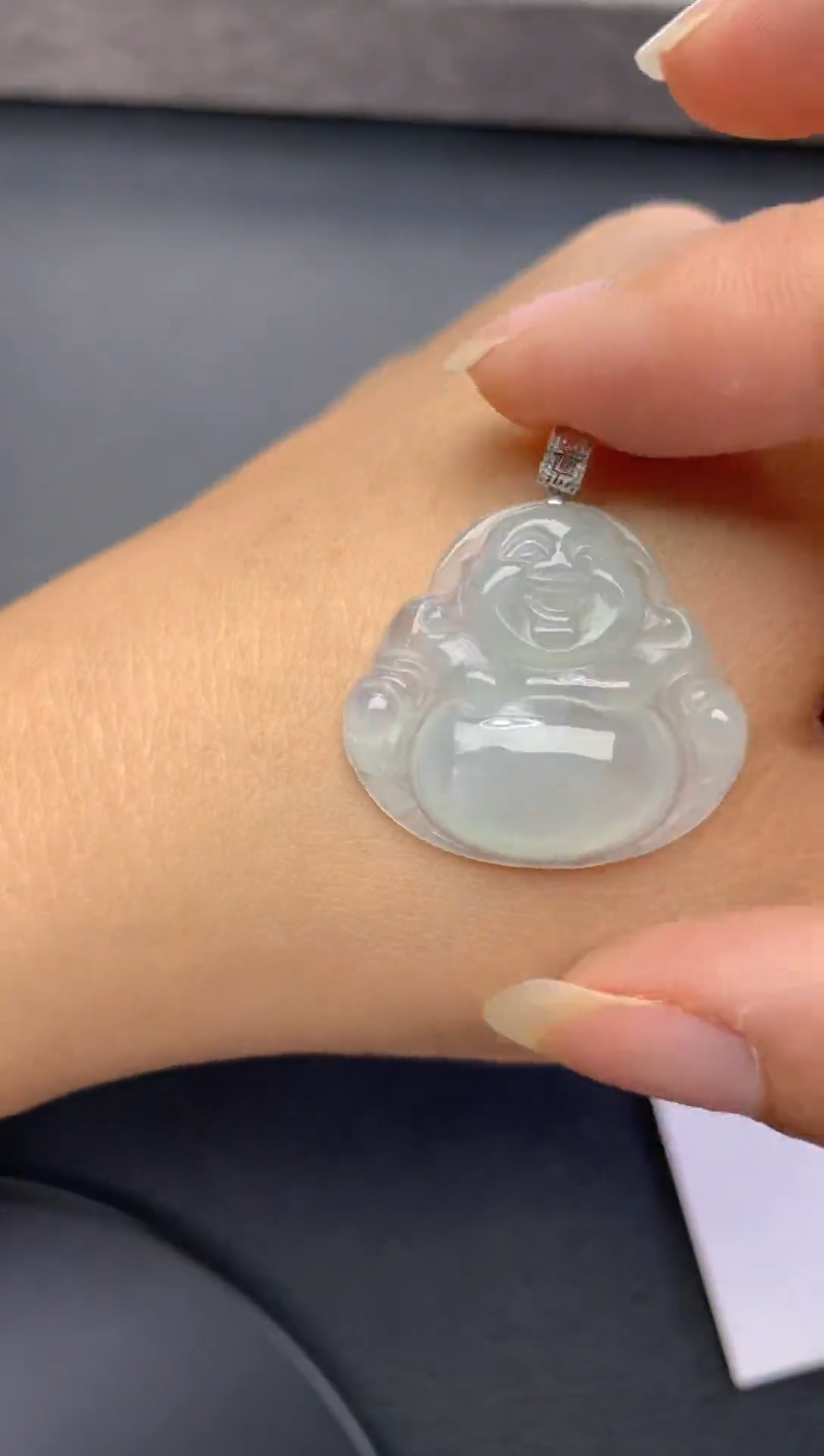 翡翠18K金镶嵌颈饰天然缅甸A货翡翠