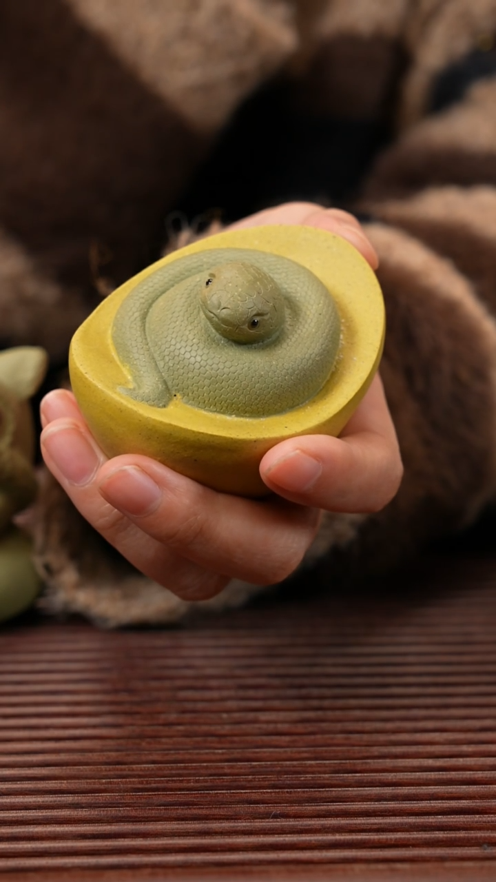【闪购商品】紫砂茶宠元宝蛇，，