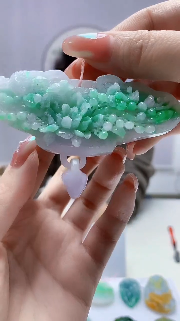 【闪购商品】定制翡翠未镶嵌1502DD-毛货挂件34