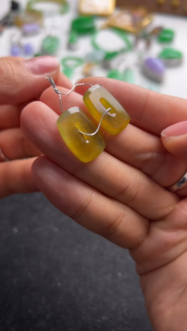 【闪购商品】翡翠裸石未镶嵌黄方糖8800+880-cy076