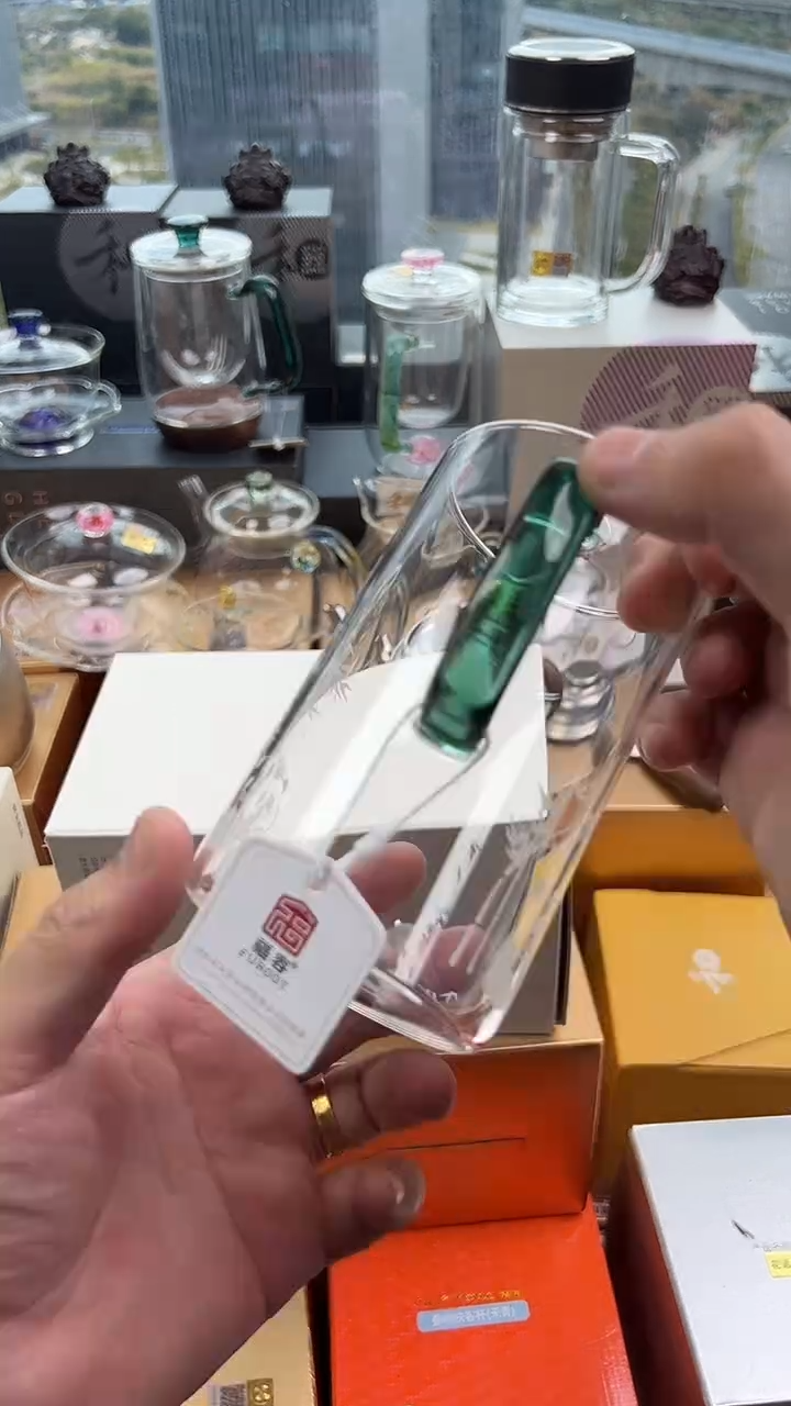 @@福荣绿茶杯墨绿色熊猫