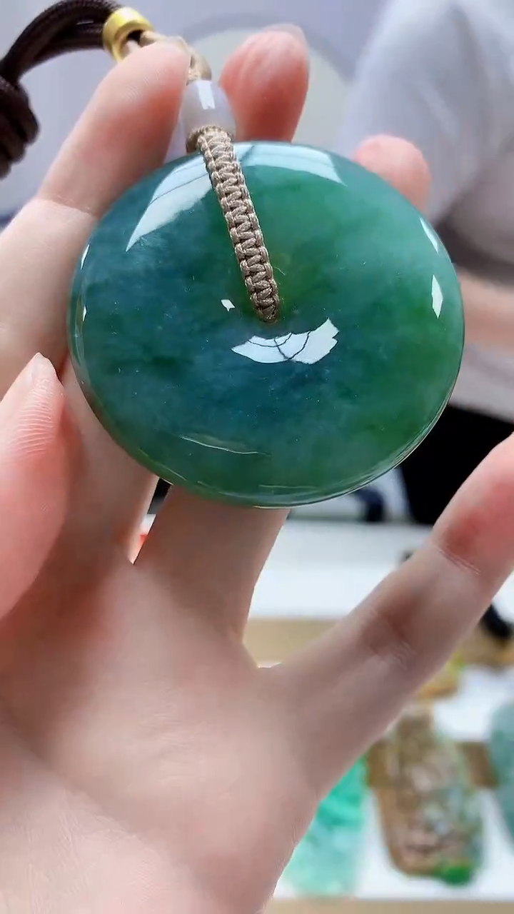 未镶嵌定制翡翠5060zm-毛货挂件142