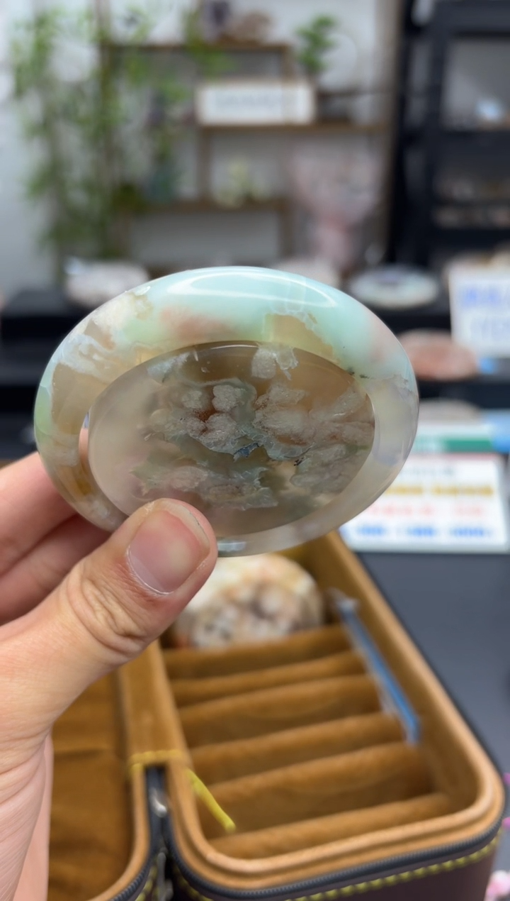 【闪购商品】石英质玉手镯未镶嵌A133(56圈赠送镯心)