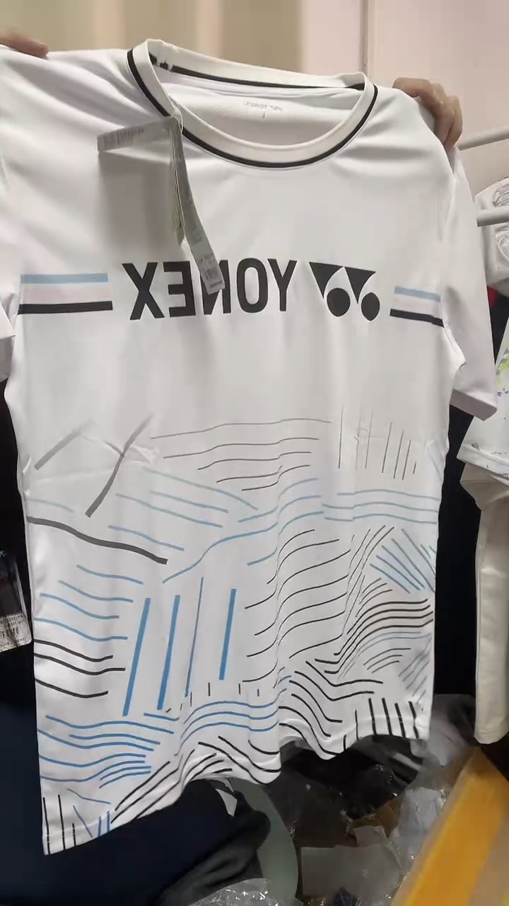 52 正品微瑕 白色短袖 L