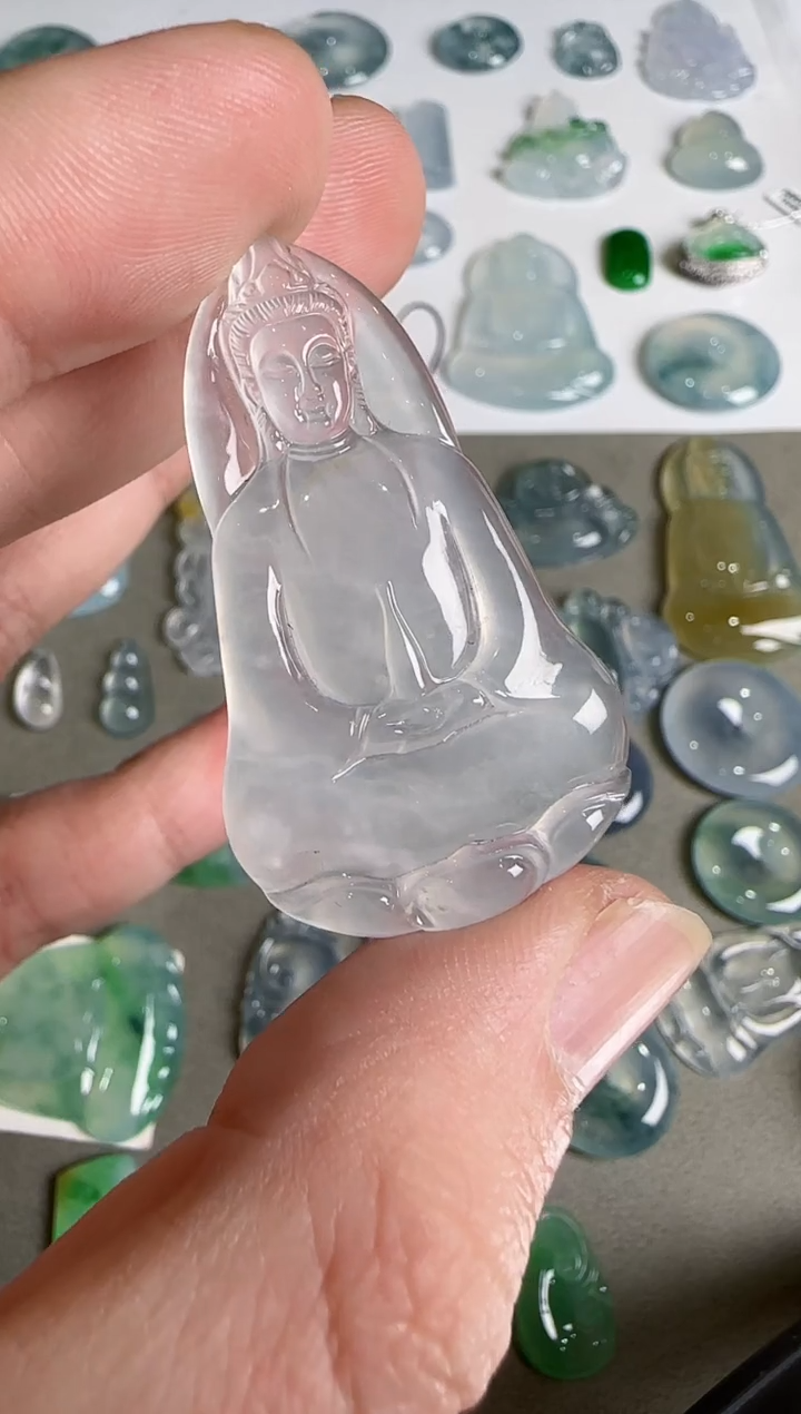 吊坠(不含链)未镶嵌翡翠.