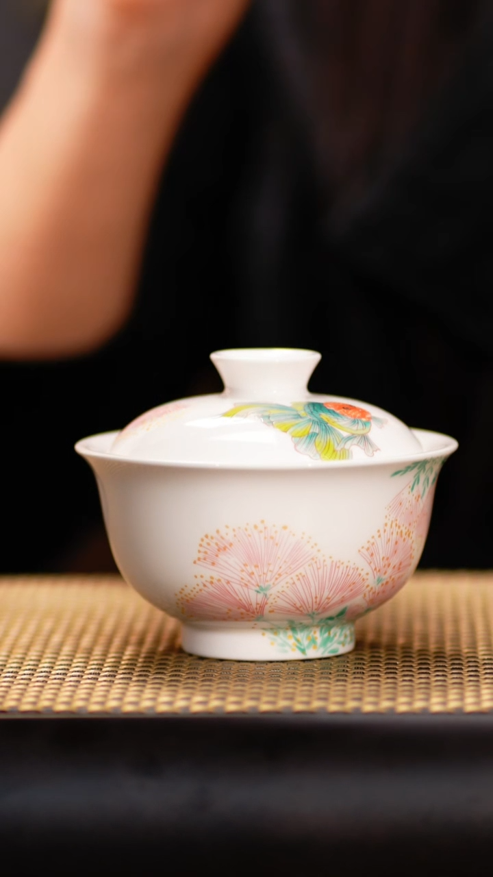 YJY54高白泥合欢花盖碗